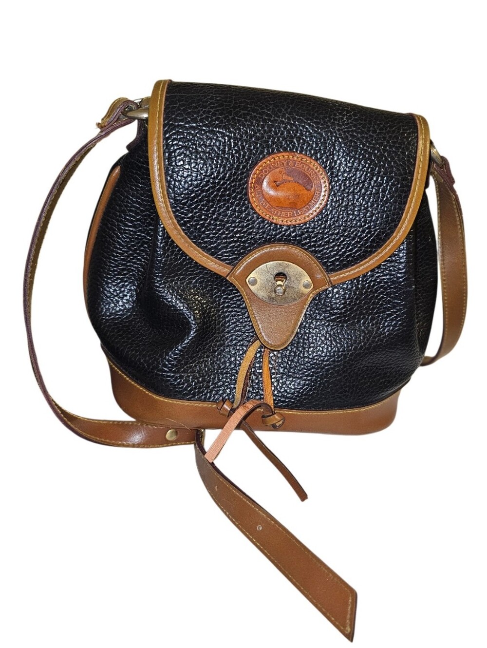 💰Vintage Dooney & Bourke Black Pebble Leather Crossbody with Brown Trim